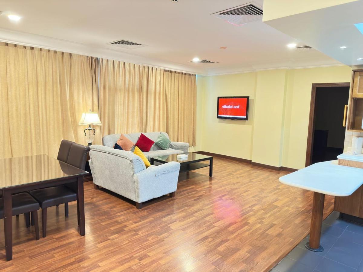 The Palace Suites Al Khobar Exterior foto