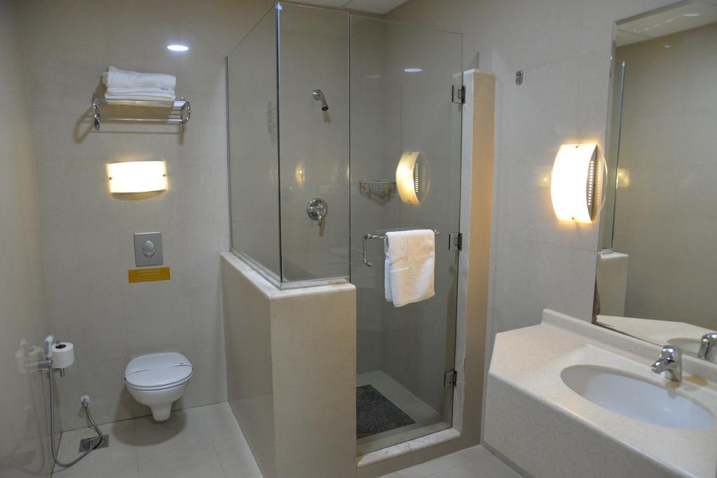 The Palace Suites Al Khobar Habitación foto